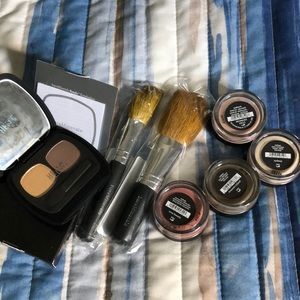 Bare Minerals Lot